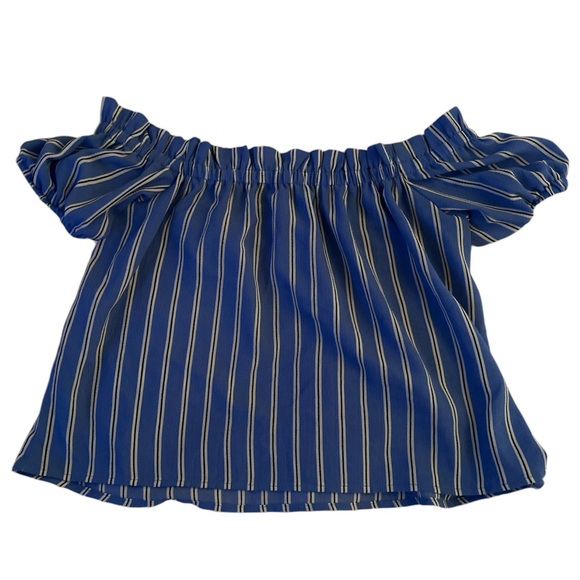 Blue off the shoulder blouse - Picture 2 of 3